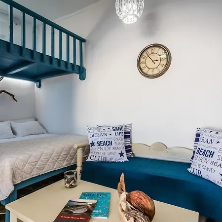 Sarakiniko Boat House Semesterbostad Mandrakia