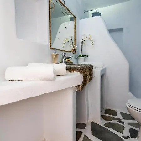 Дом отдыха Sarakiniko Boat House