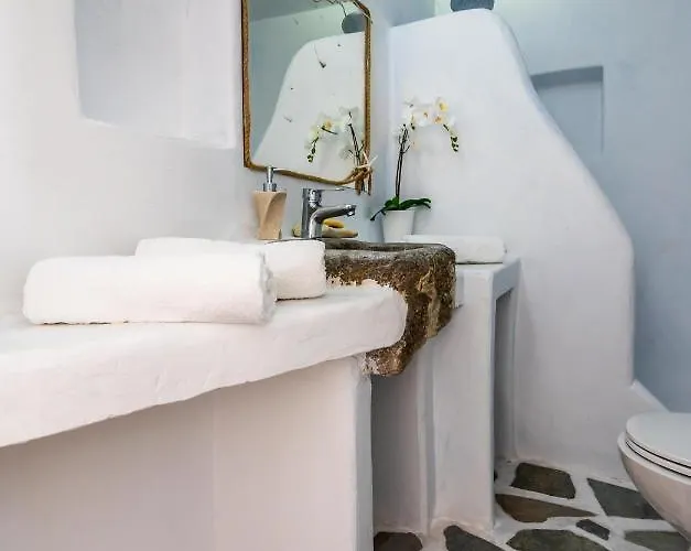 Semesterbostad Sarakiniko Boat House